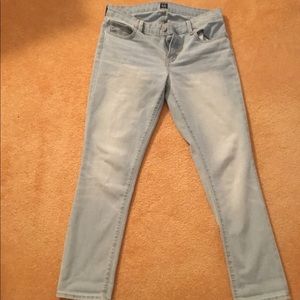 Gap Girlfriend 27 jeans- brand new without tags